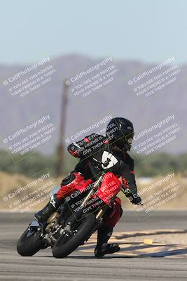 media/Oct-13-2025-Moto Forza (Mon) [[a66d839500]]/4-C Group/Session 3 (Turn 16)/